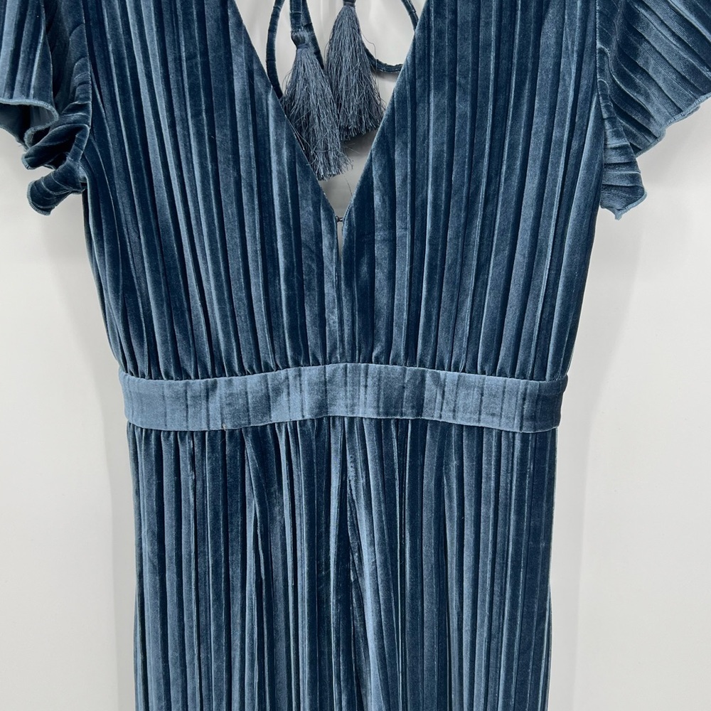 Minkpink Lex blue velvet jumpsuit - Picture 4 of 7